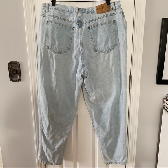 VTG LA BLUES light wash high rise mom jean - Picture 3 of 5